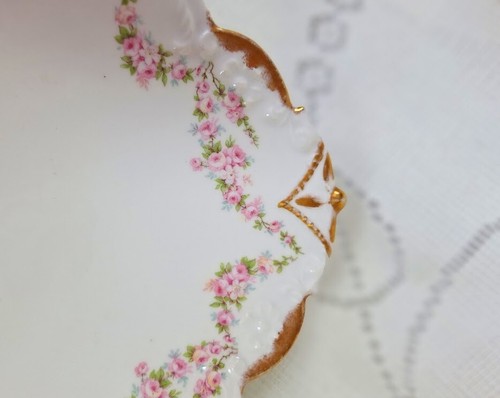 Limoges Elite, Very Large Porcelain Platter, 105 Year Old Antique, Dainty Roses - Picture 5 of 9