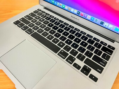 Apple MacBook Air 13 Apple MacBook Air 13