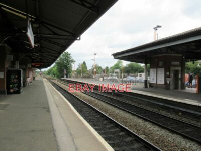PHOTO  STOURBRIDGE JUNCTION RAILWAY STATION LOOKING NORTH