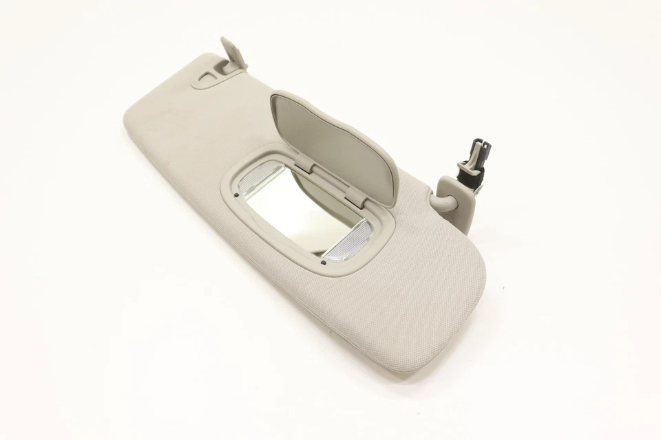 Parabrisas delantero derecho Chrysler Voyager 2020-2025 OEM GRIS_SJXP Foto 2 de 4