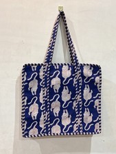 Bolso de Mano Acolchado con Lindo Patrón de Gato - Bolso de Mano de Tela Azul Marino y Blanco
