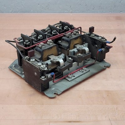 Goss Control B82983 Size 00 Forward Reversing Starter with 110VAC Coils - USED