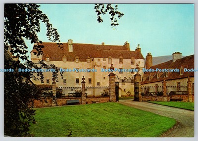 D309814 Peeblesshire The Front Entrance and Forecourt of Traquair Jarrold and So