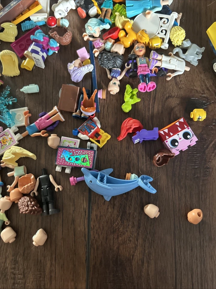 Lego Friends/Elves/Frozen Figures And Pieces - Image 3 of 4