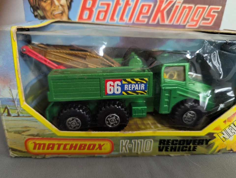 MATCHBOX BATTLE KINGS K-110 RECOVERY VEHICLE PRESS A MATIC CRANE 1975 VGC BOXED - Image 2 of 4