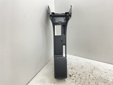 Mittelkonsole M Armlehne Mazda 3 1.6 Sport Aut. BK Limousine