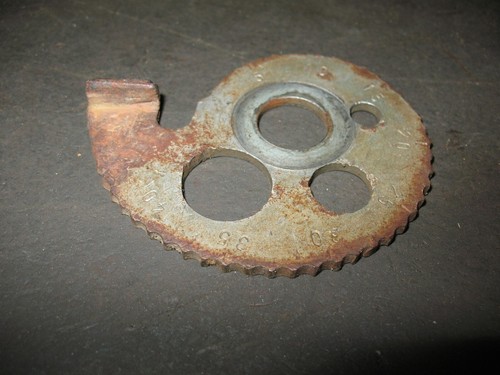 1982 XR500R REAR WHEEL AXLE RIGHT CHAIN ADJUSTER HONDA XR XL 200 250 500 (4) - Picture 2 of 3