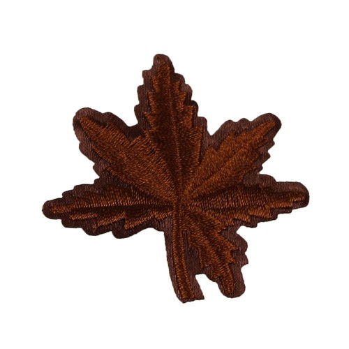10/100Pcs Maple Leaf Embroidered Iron/Sew On Applique DIY Patch for Cloth Repair - Picture 20 of 26