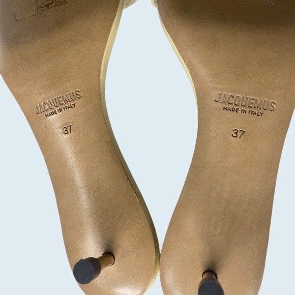 Jacquemus Les Sandales Regalo Basse Leather Sandal size 37 Jacquemus Les Sandales Regalo Basse Leather Sandal size 37