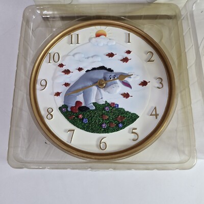 Disney Winnie Puuh Wanduhr massiv Keramik