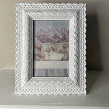 Distressed Farmhouse Shabby Chic White Picture Frame 4x6 Scalloped