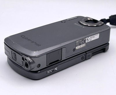 Sony Cyber Shot 5.1MP Digital Camera 3x Zoom MPEG4 Video DSC-M1