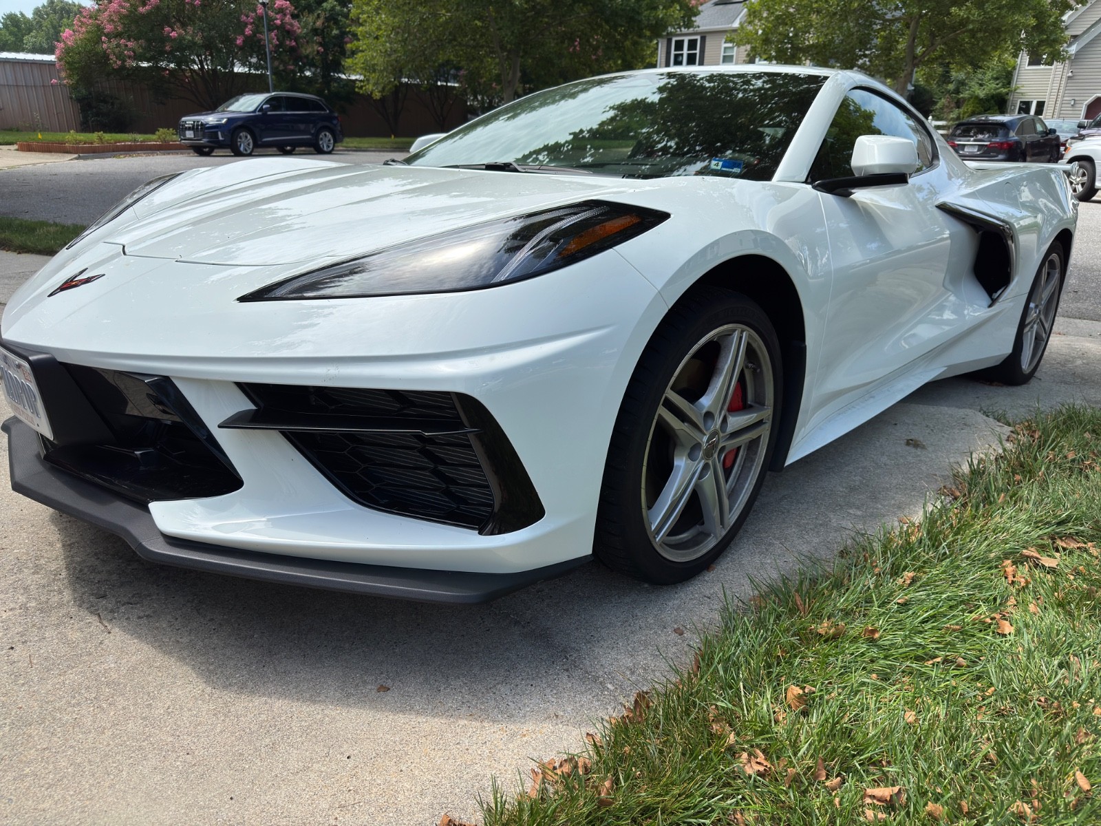2025 White Chevrolet Corvette   | C8 Corvette Photo 5