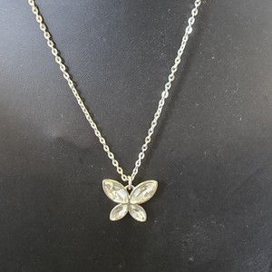 Authentic Gold Plated Butterfly Pendant Necklace Womens Crystal Rhinestone Yellow Gold