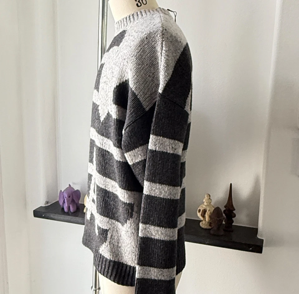 Emporio Armani Grey GA Print Men's crewneck sweater,  all sizes - Image 3 of 4