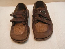 Vintage NICE COWBOY ON HORSE GRAPHICS ON TOES Double Buckle Shoe. VERY WORN SOLE