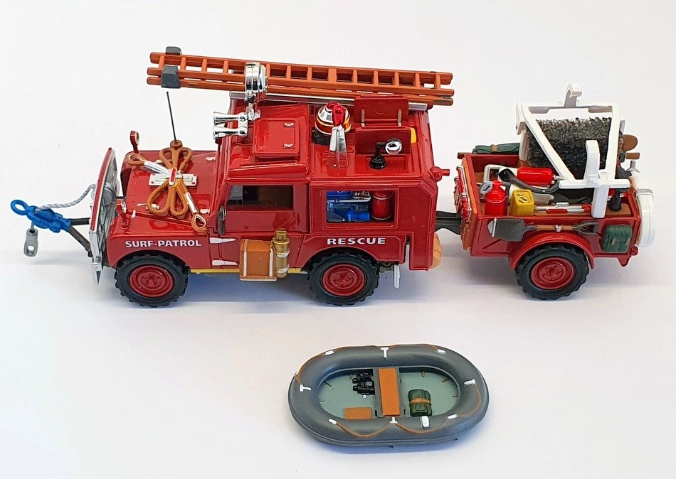 Matchbox 1/43 Scale YYM36400 - 1952 Land Rover Surf Patrol Rescue - Red - Image 4 of 4