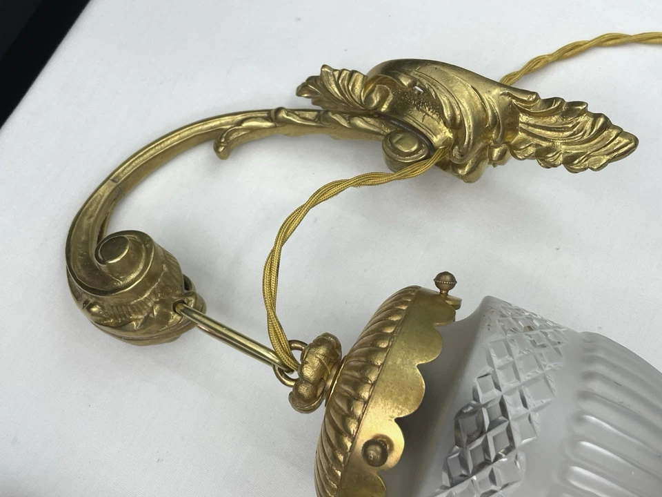 RESTORED Pair Antique Vtg Wall Sconces Art Deco Rococo Victorian French Ornate - Image 3 of 4