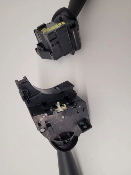 Interruptor de columna 11-18 Jeep Wrangler LHD VIN con cuerpo Jk de sexto dígito   Foto 4 de 4