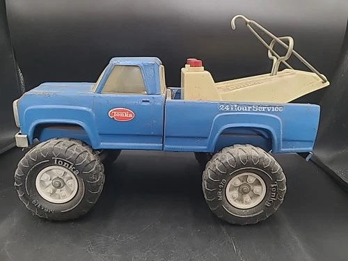 Tonka Wrecker Tow Truck Vintage Pressed Steel 24 Hour Service 1970’s. MG