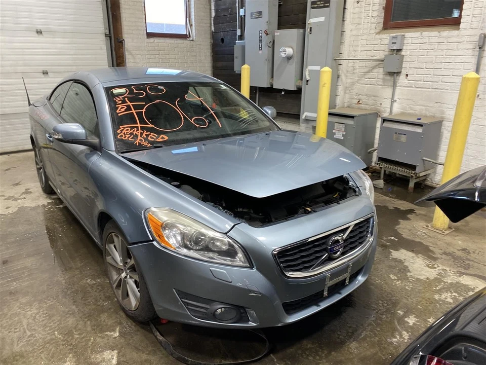 BOMBA DE INYECCIÓN DE AIRE SMOG 40 Series C30 C70 S40 S80 V50 V70 XC70 06-14 1385054 Foto 2 de 4