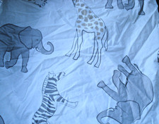 Oilo White Gray Jungle Print Fitted Crib Sheet NEW