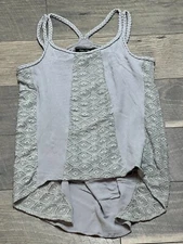 Doe & Rae gray sleeveless tunic with crochet trim size S