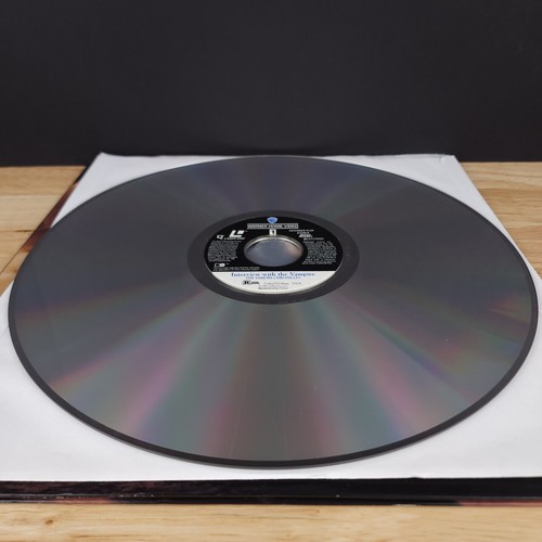 Interview With The Vampire Laserdisc LD 2 Disc Movie Brad Pitt Tom Cruise - Picture 5 of 8