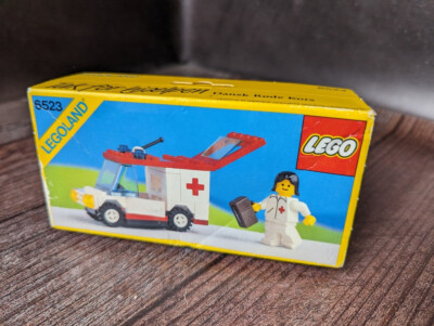 Vintage New sealed LEGO 6523 Red Cross Set RARE in original packaging