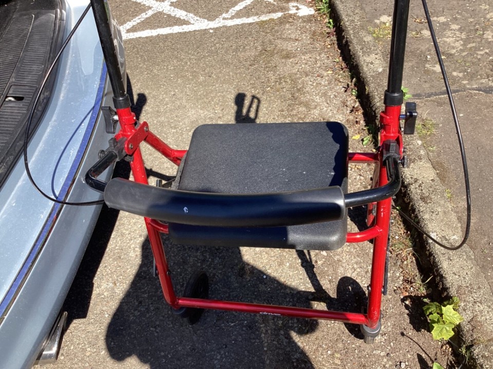 Drive Lightweight Folding Four Wheel Rollator shopper Mobility Walker