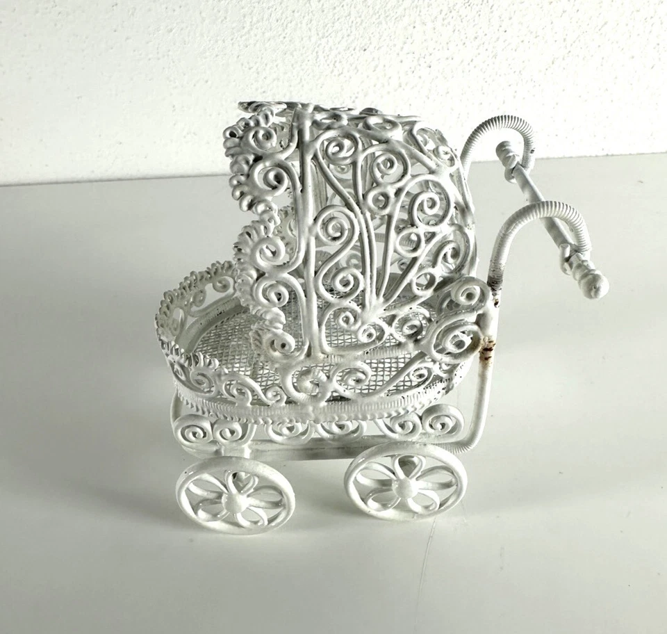 CULLA IN METALLO MINIATURE CASA DELLE BAMBOLE 1999 DE AGOSTINI SCALA 1:12 - Immagine 3 di 3