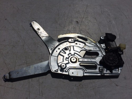 03 - 14 Volvo XC90 Front Right Passenger Power Window Regulator AND Motor - Picture 2 of 7