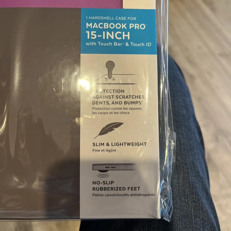 NUEVO Estuche Speck Smartshell para Macbook Pro 15 pulgadas con Touch Bar y Touch ID púrpura Foto 2 de 3