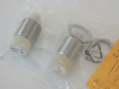 *Lot of 2* Turck Ni30U-EM30WD-AP6X-H1141 Uprox Proximity Switch 10-30VDC - NE...