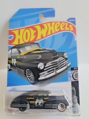 Hot Wheels - ´47 Chevy Fleetline - Rod Squad 1/5 - HCV91 - Short Card - Mooneyes - Good Year - GM - Mattel 2022