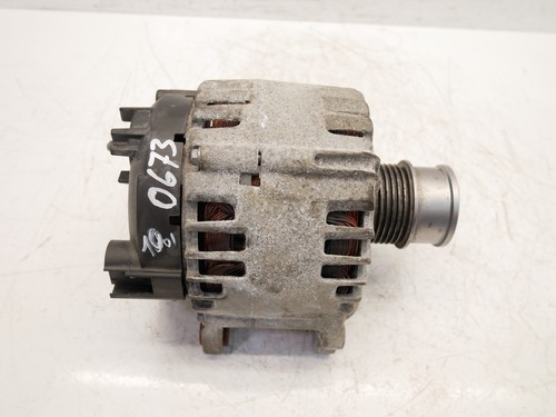 Lichtmaschine für VW Audi Seat A3 Leon Golf Octavia 1,2 TSI CYVB 04C903023M