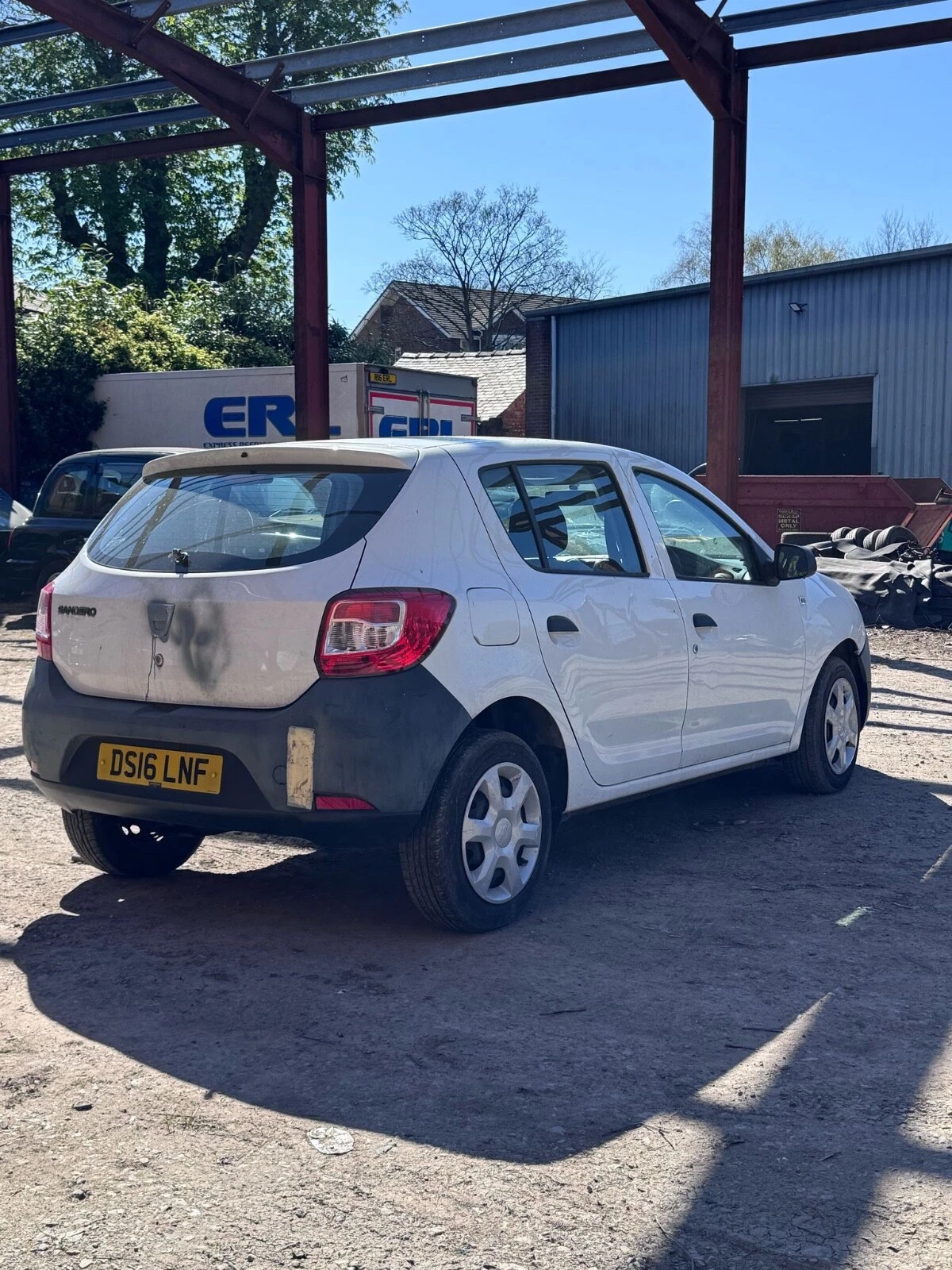 Dacia Sandero 1.2 Access Hatchback 5dr Petrol Manual Euro 6 (75 ps) - Picture 9 of 16