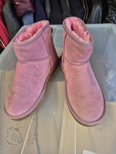 UGG  AUSTRALIA  Pink   BOOTS, WOMEN Size 6 CHARITY SALE
