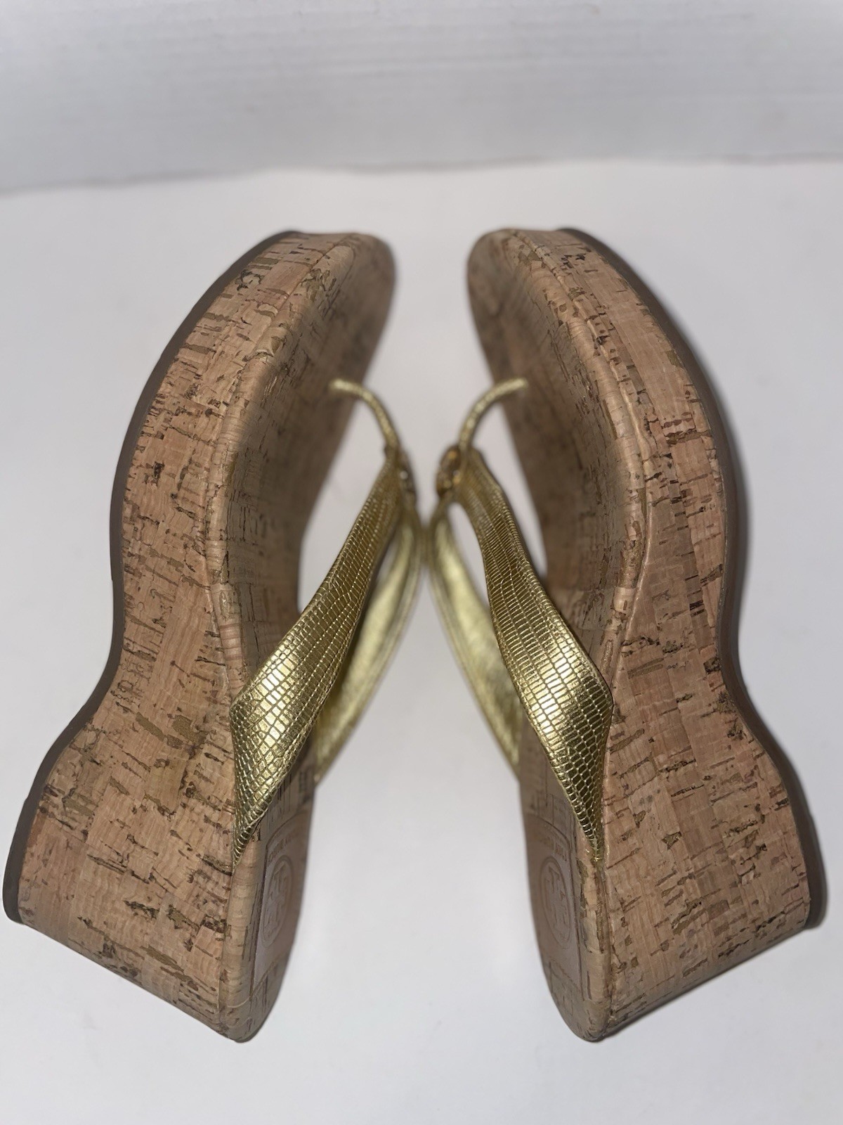 Tory Burch Wedge Platform Gold Sandals Size 8M - image 10