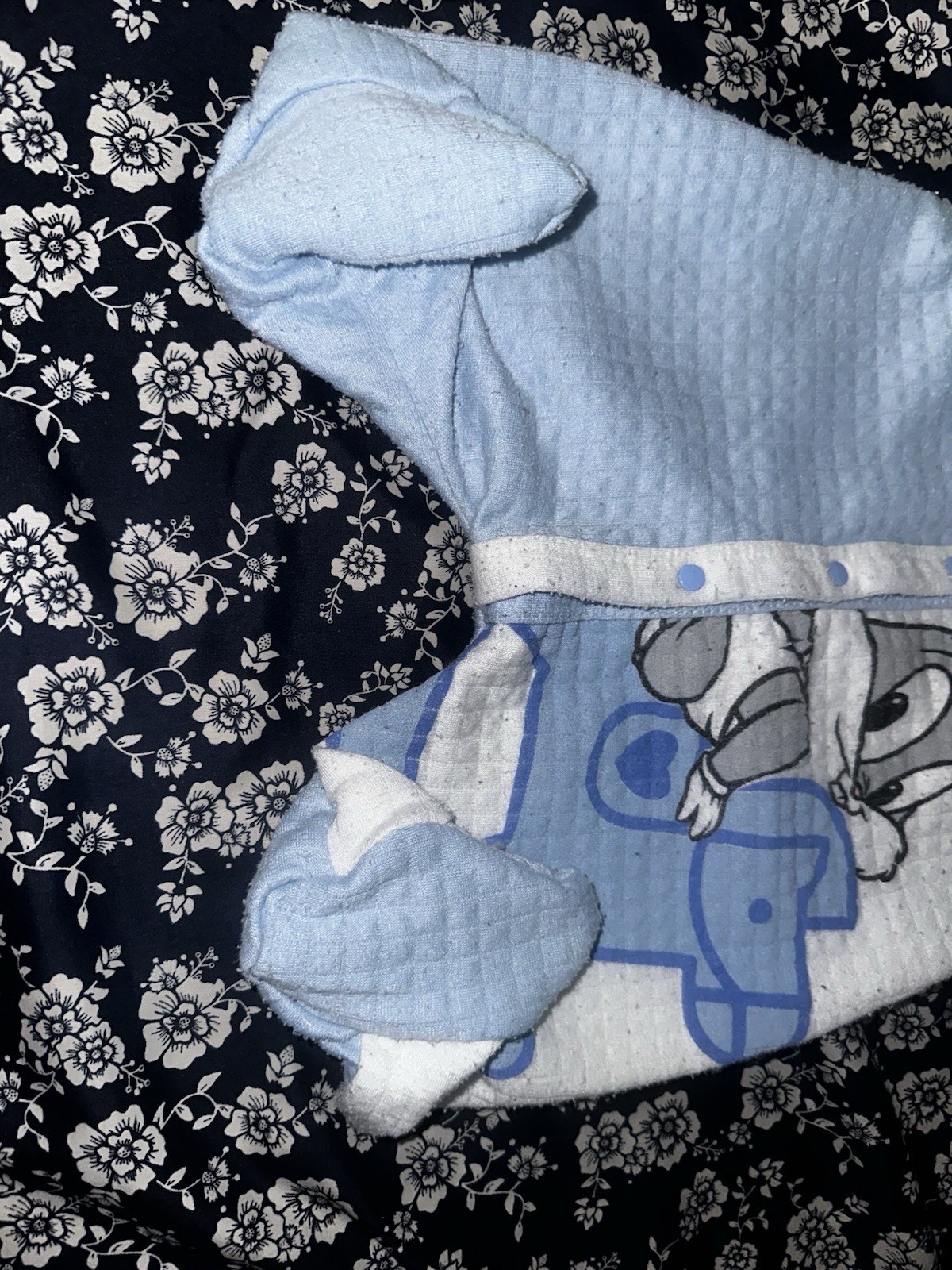 Vintage 1997 Baby Looney Tunes Bugs Bunny Baby Sleeper