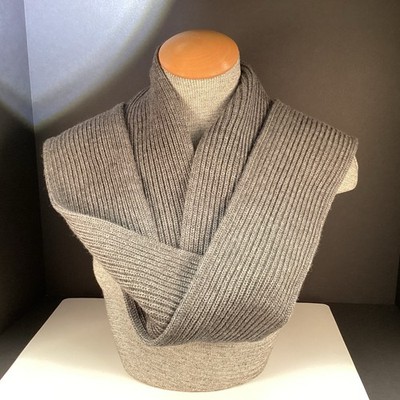 NEW Andersen-Andersen Grey 100% Marino wool scarf made in Italy 