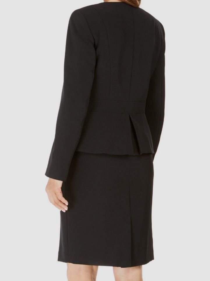 $200 Le Suit Women's Black Four-Button Slim 2-Piece Skirt Suit Petite Size 2P