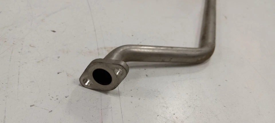 Tubo de válvula línea de escape Volkswagen Rabbit EGR 2006 2007 2008 2009 Foto 3 de 4