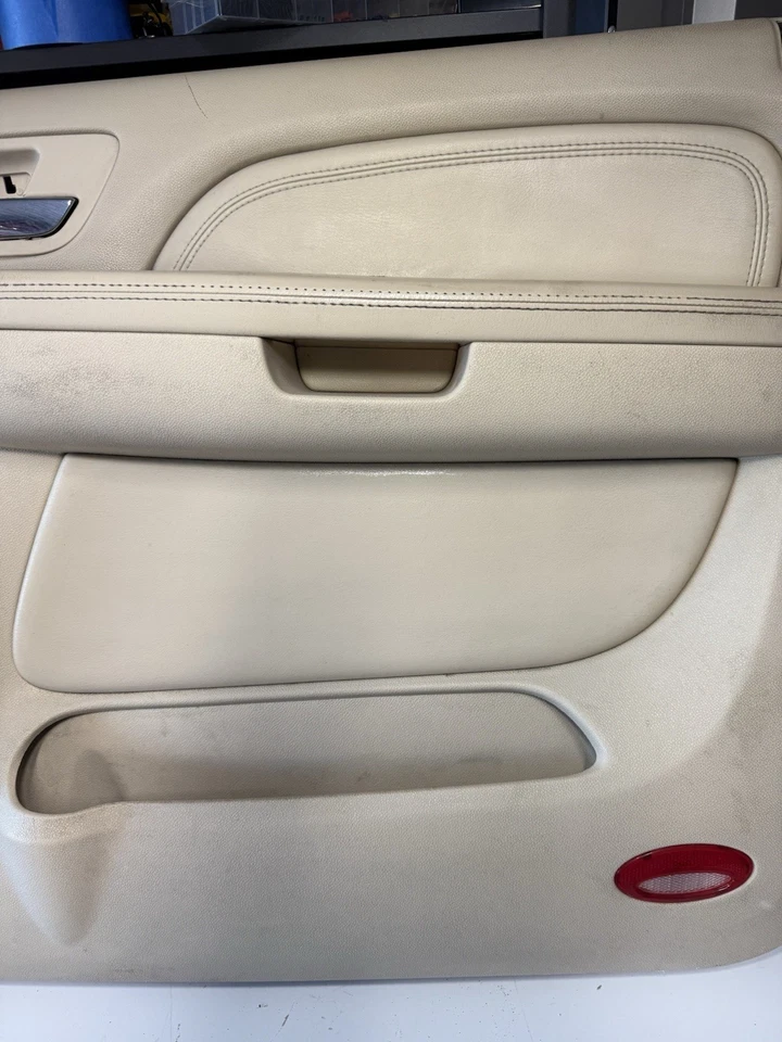 2007-09 CADILLAC ЭСКАЛЕЙД ПРАВАЯ ПЕРЕДНЯЯ ПАССАЖИРСКАЯ ДВЕРЬ ОТДЕЛКА ПАНЕЛЬ СВЕТ КАШЕМИР - Изображение 4 из 4