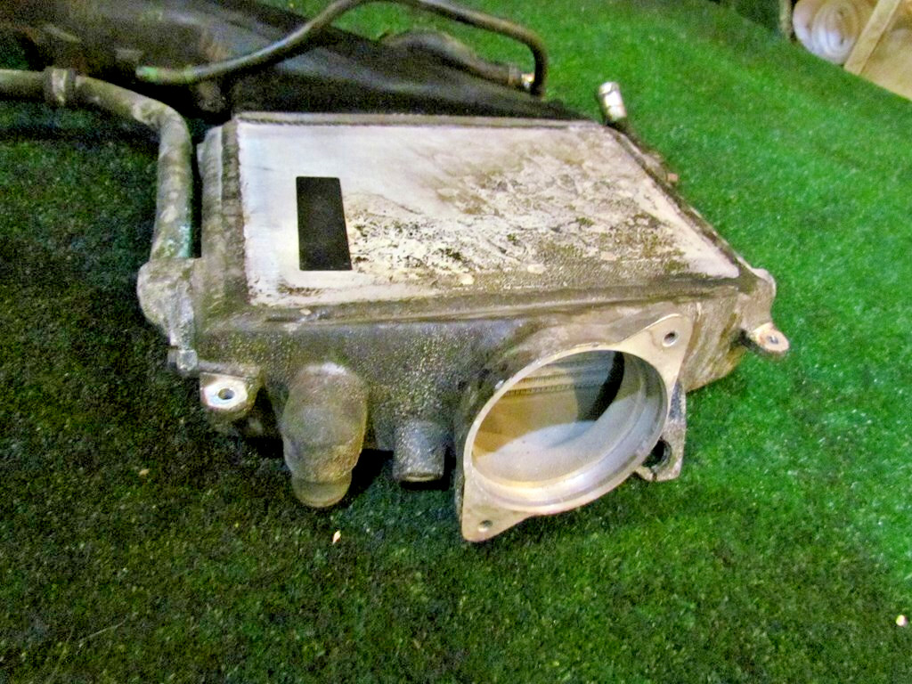 2001 Bentley Arnage Air Charge Cooler Air to Water Cooler