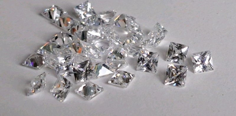 Lot of 10 5.5mm Princess Cut CZ Cubic Zirconia Loose Stones