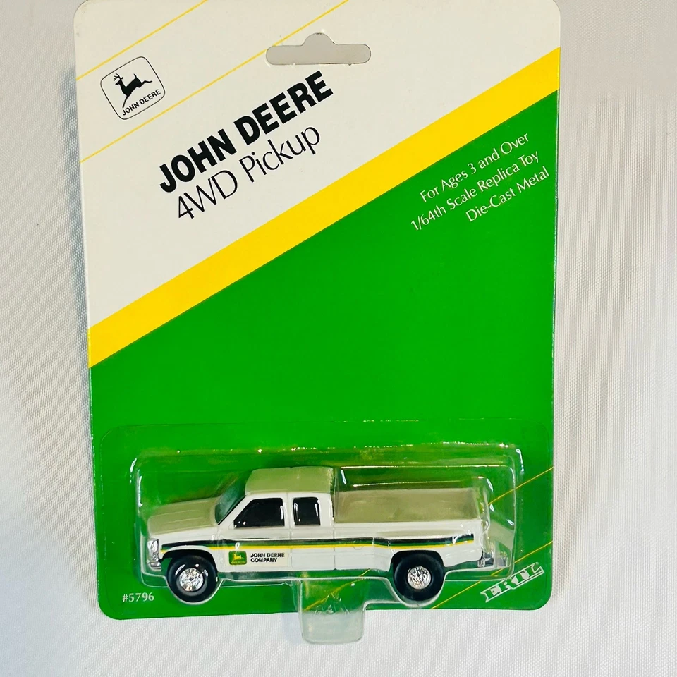 ERTL King Cab Pickup Dually 1:64 Die-Cast New On Card JOHN DEERE - Image 4 of 4