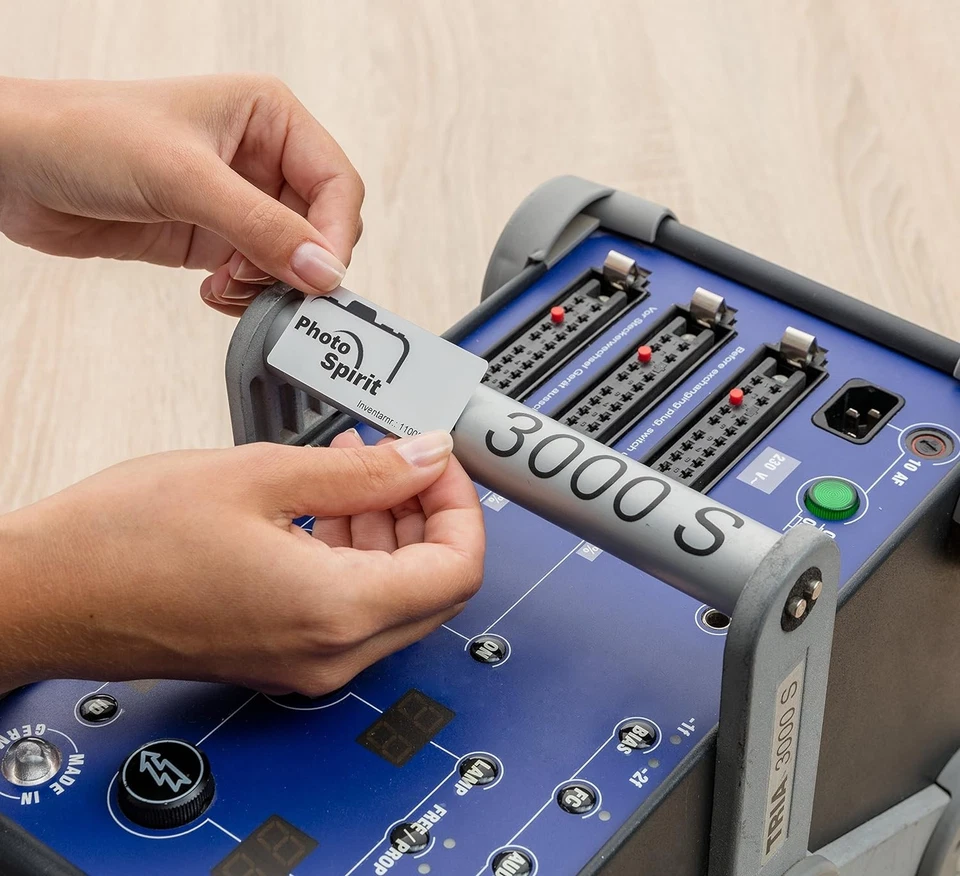 AVERY Zweckform L6009-100 Name Plate Foil Labels (4,800 Stickers, 45.7 x 21.2 mm - Image 4 of 4