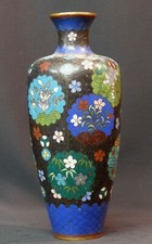 A 1820 art japon élégant vase pot 22cm cloisonné émail émaux boutons de fleur