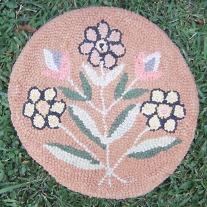 Vintage Hooked Rug Chair Seat Pad Flower & Leaf Pattern